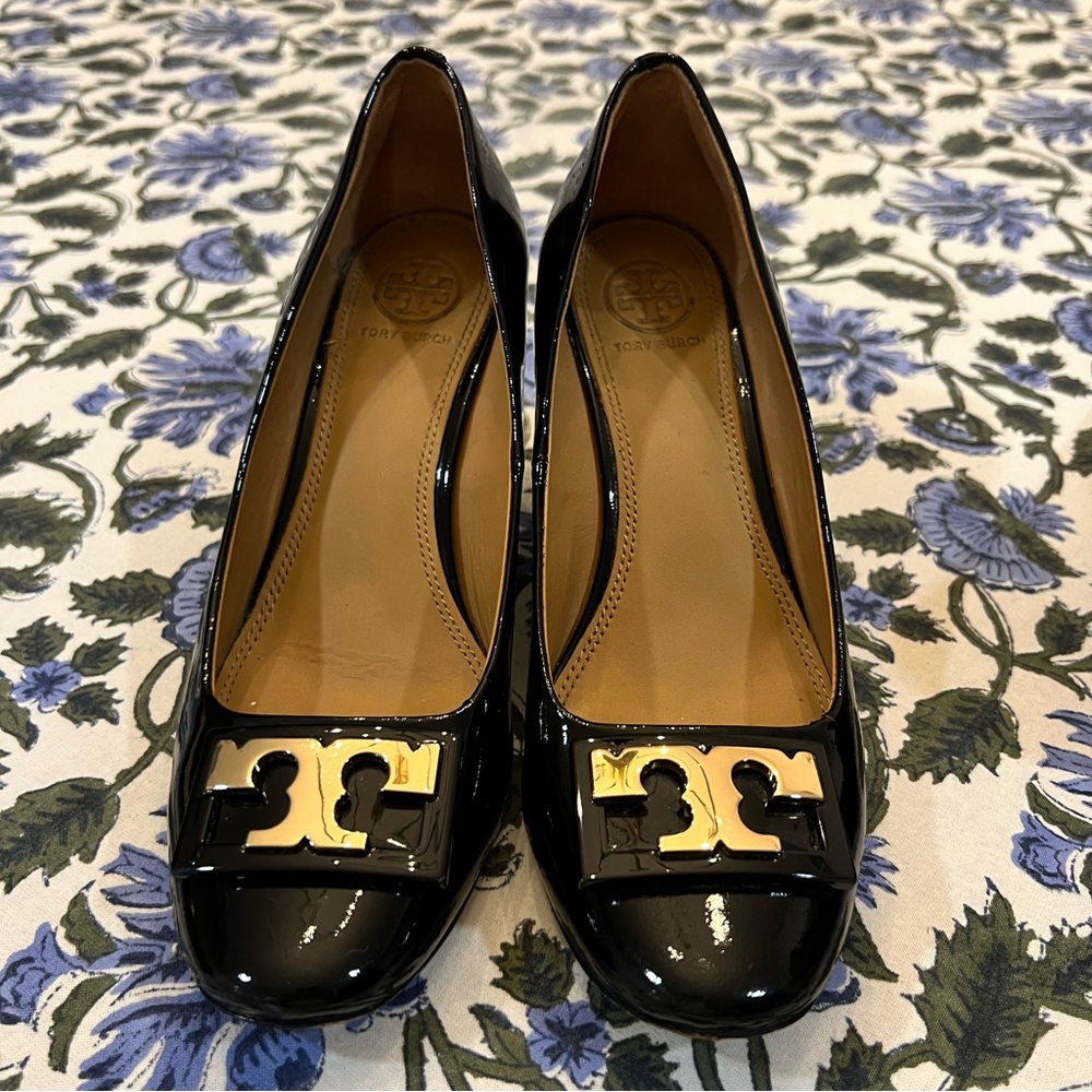 Tory Burch Black Patent Leather Wedges